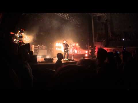 Royal Blood - Loose Change - Wolverhampton Civic Hall, 11/03/2015