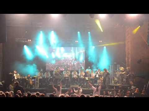 Čechomor a Kumpanovi muzikanti, Hruška