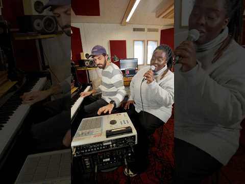 Raw, live & honest — Back To You, direct and unfiltered from Zentral Wäscherei Zurich @nnavymusic