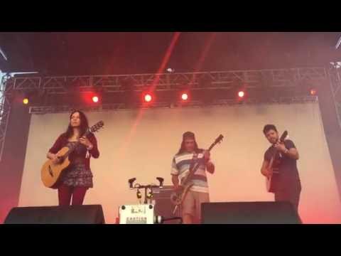 Rodrigo y Gabriela perform with Robert Trujillo - Bottlerock Festival 2016