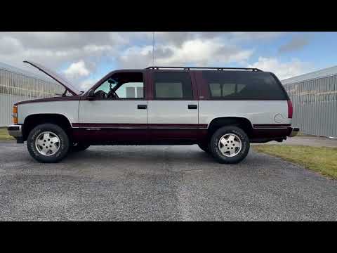 1994 Chevrolet Suburban (CC-1537118) for sale in Staunton, Illinois