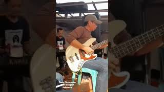 Download lagu Bang oim master basis dangdut indonesia skil tangan dewa mp3 Download lagu Bang oim master basis dangdut indonesia skil tangan dewa mp3