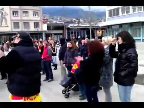Manif contre fusion HC Sierre - HC Red ICQ direct de SunTV Valais