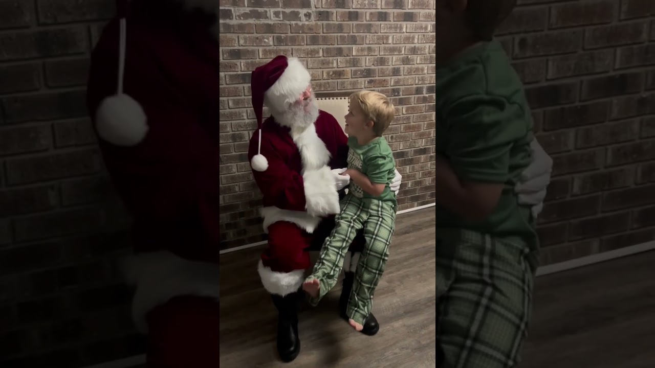 Promotional video thumbnail 1 for Santa Mac