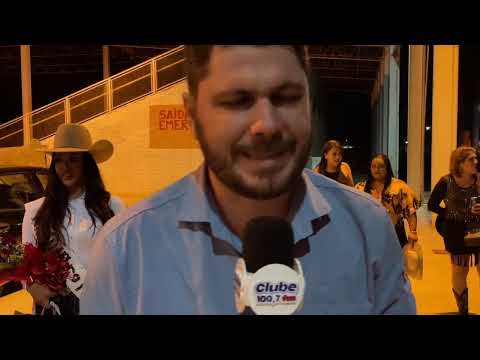 BORACÉIA: BAILE ESCOLHE A RAINHA DA FESTA