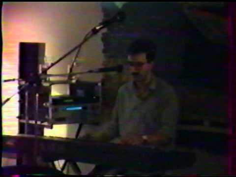 Nougayork par Murphy et les Magic Tones en 1990