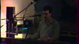 Nougayork par Murphy et les Magic Tones en 1990