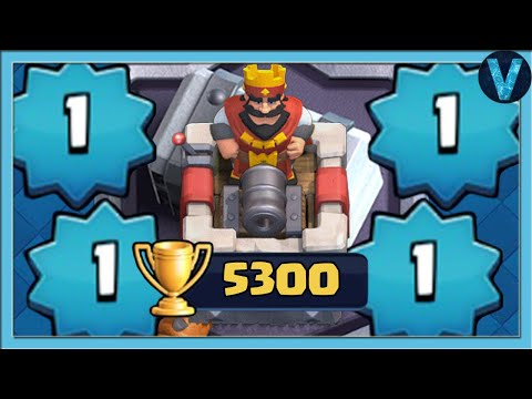 Он покорял 5300 кубков 1 уровнем. Нереальный скилл и везение / Clash Royale
