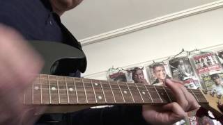 Video thumbnail for Fender squier mini player with speaker by Vic Hightaian