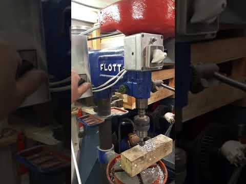 A  Flott fúrógép fejlesztése 2. Flott Standbohrmaschine
