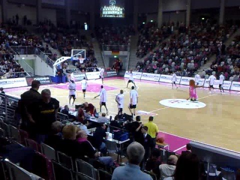 RedWolves + Getsgo Gunners bei den TelekomBasketsBonn Teil1