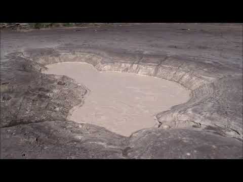 Solfatara e grotta del Fauno ( Roma )