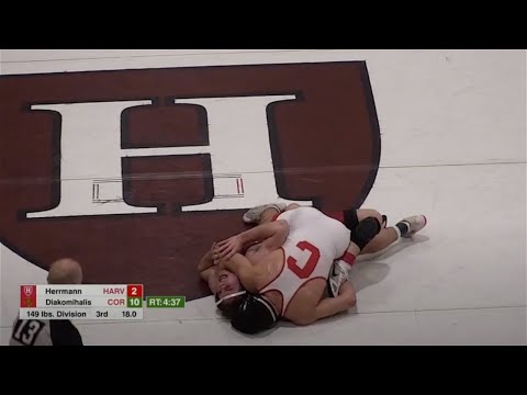 149lbs Yianni Diakomihalis (Cornell) vs Kenny Herrmann (Harvard)