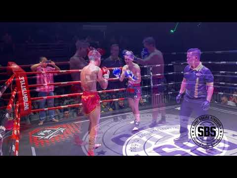 Chinarat Phuket Fight Club 🇹🇭 (red) v Petch Mai Kangaroo Muay Thai 🇹🇭 (blue)