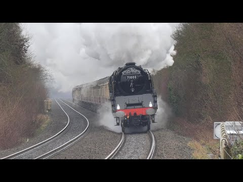 Duke up Saunderton | 71000 Duke of Gloucester powers the Steam Dreams Excursion to Oxford - 17.12.25