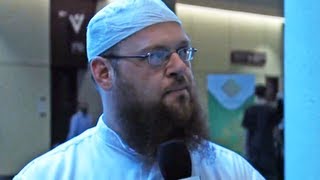 How To Become a Muslim ?Praise be to Allaah.
All praise be to Allah, the lord of the universe. May peace and blessings of ...