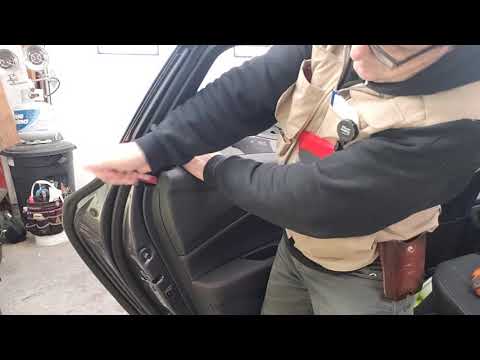 Acura TLX 2021 Door panel sweep removal