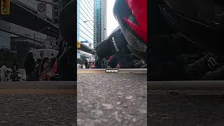 Cops tackle biker for wrongfully thinking he was on a stolen motorcycle 😱 (via kawikawier/ig)