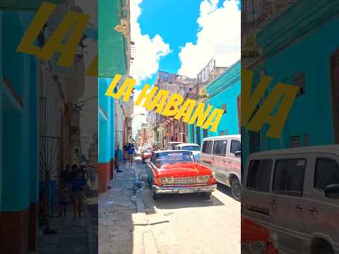 🇨🇺La Habana en rojo: un instante de pura nostalgia