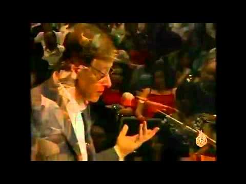 من اجمل ما ألقى محمود درويش - أنا لست لي