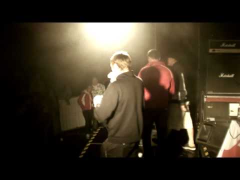 Stupid F & Hash & Móre - Hiphoprütm On Parim/Muinaslugu Muusikas - live @ EHHF2010 RLV MASSIVE