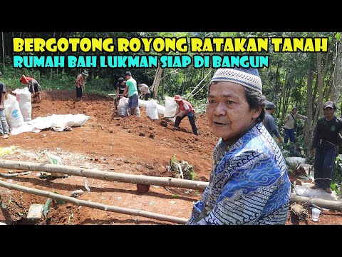 The land for Bah Lukman's house is ready for construction. Residents are working together to help.