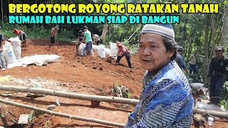 Download lagu The land for Bah Lukman's house is ready for construction. Residents are working together to help. mp3 Download lagu The land for Bah Lukman's house is ready for construction. Residents are working together to help. mp3