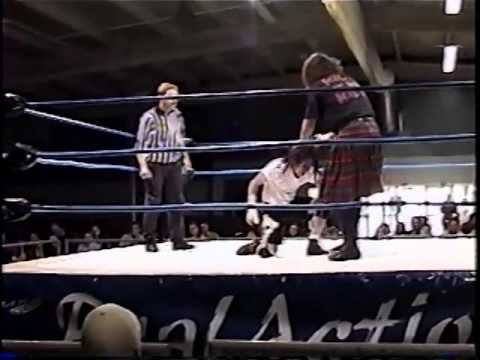 Duke MacIsaac vs Cinder - RAW - May 4th 2002