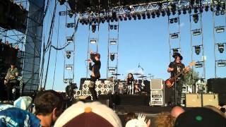Buckcherry - Slamin&#39; @ Moondance Jam 2013