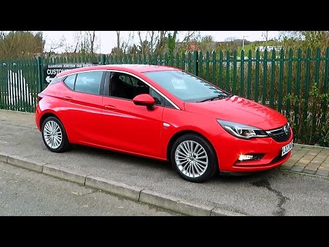 2017 Vauxhall Astra 1.4 Turbo Elite - Start up and full vehicle tour