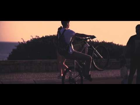 Longboarding in Cascais