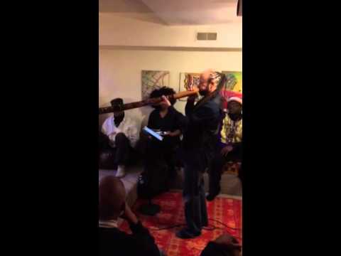 Stephen Wise playing Didgeridoo