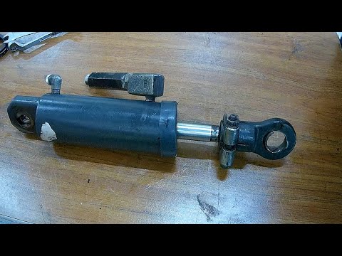 Hydraulic Tilt Cylinder oil leak repair