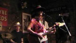 Rosie Flores - Chauffeur