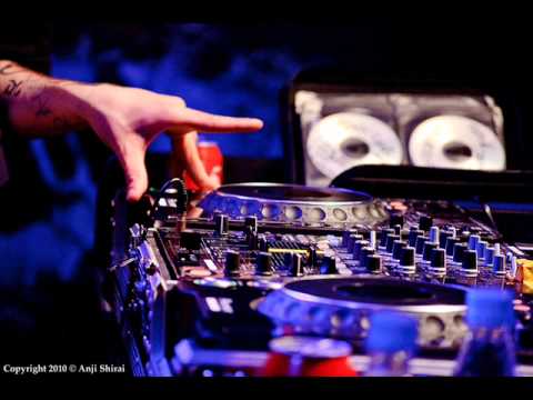 tiesto & dyro vs ivan gough y feenixpawl - the paradise in my mind (danyteck mashup)