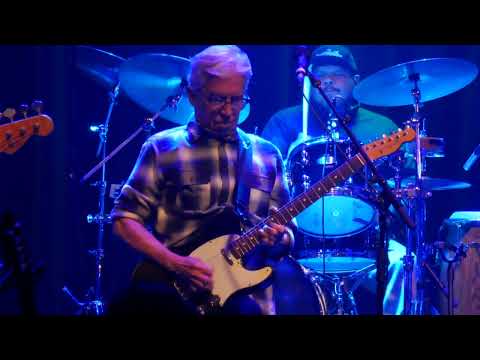 Los Lobos 2022-03-27 Sellersville Theater "Bertha"