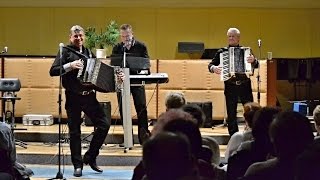 Veselá trojka v Českém rozhlase Ostrava Veselá trojka v Českém rozhlase Ostrava
