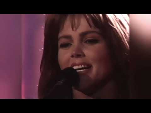 Belinda Carlisle - Heaven Is a Place on Earth (Top Of The Pops 1987)