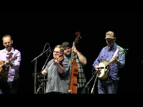 The Tall Fiddler - Michael Cleveland and Flamekeeper at CBA 2022