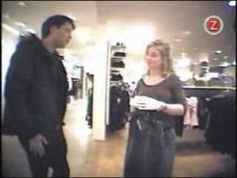 Pyjamas - Några storlekar större