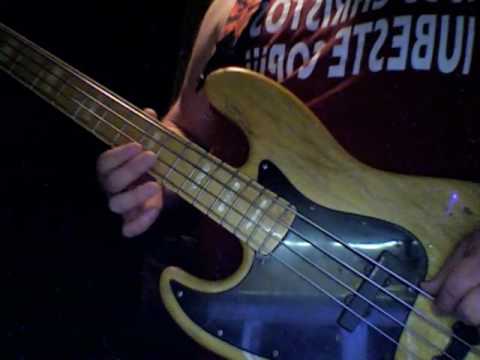Hysteria - My first bass lesson. Self taught.