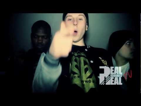 Skyer D - Living In A Struggle