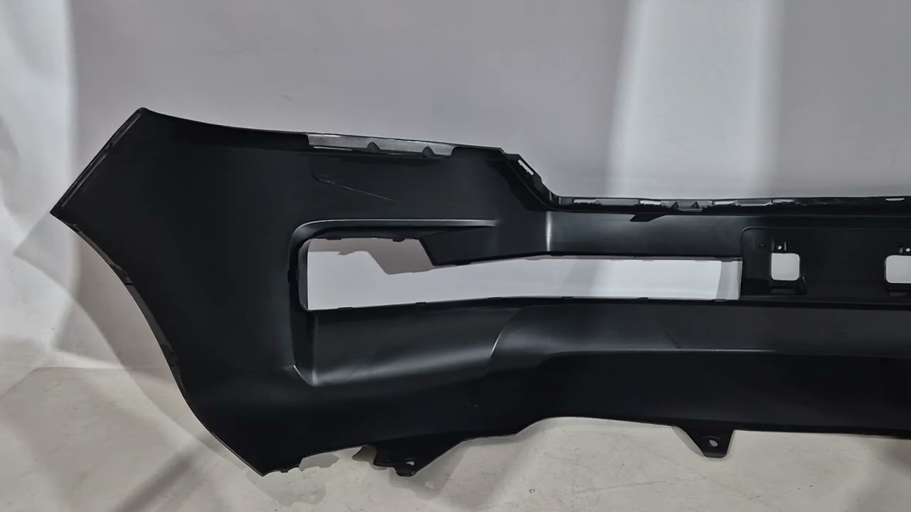 Toyota Land Cruiser 200 2007–2021 Voorbumper 2016-2021, spuitklaar (China) Video 1