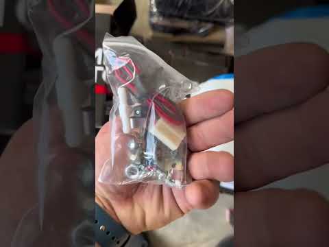 Бачок омывателя МТЗ в сборе (1 мотор) 1.5л 12V ЭКРАН (кат.СЭАТ-00) - фото 1 - id-p2149122631