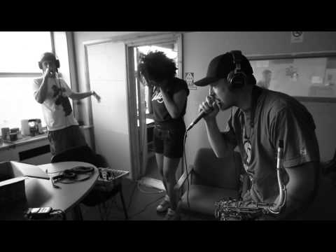 Mr Woodnote & Lil Rhys 'Space Dust' feat. Eva Lazarus