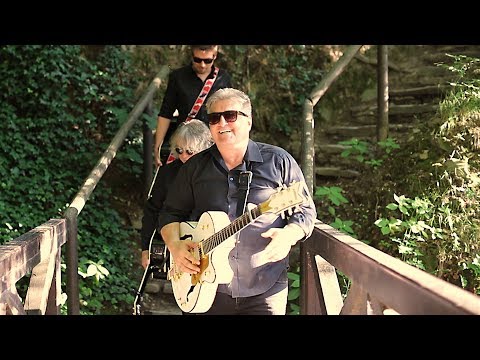 MARCEL ZMOŽEK - NEZACHÁZEJ SLUNCE (OFICIÁLNÍ VIDEO)