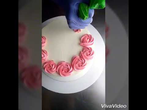Cake decorating idea for beginners