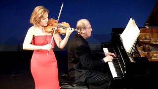 Anne-Sophie Mutter "Hungarian Dance No2" (Brahms) @ Théâtre Marigny (Paris)