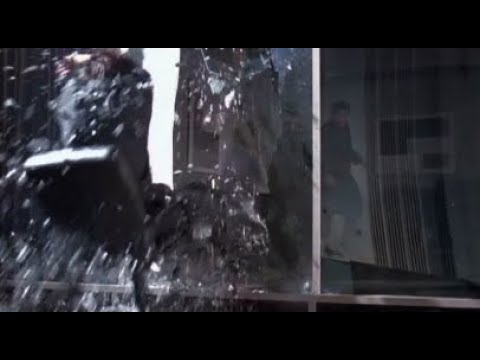 Can you fly? - Angel S01E01 - City Of