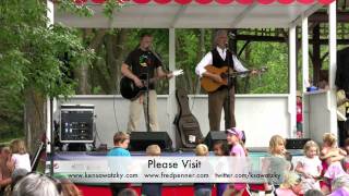 The Cat Came Back - Fred Penner and Ken Sawatzky (with plautdietsch version)